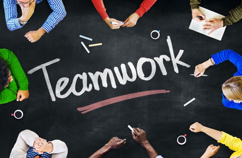 Teamwork là gì? Vì sao teamwork quan trọng? Kỹ năng teamwork hiệu quả