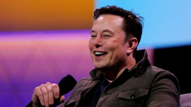 Elon Musk - Mặc kệ định kiến, sống đúng đam mê