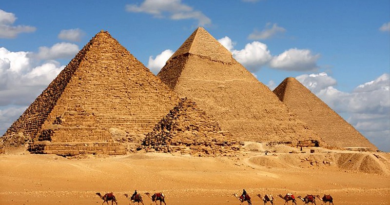 Kim tự tháp là một tác phẩm nghệ thuật kiến trúc điển hình
