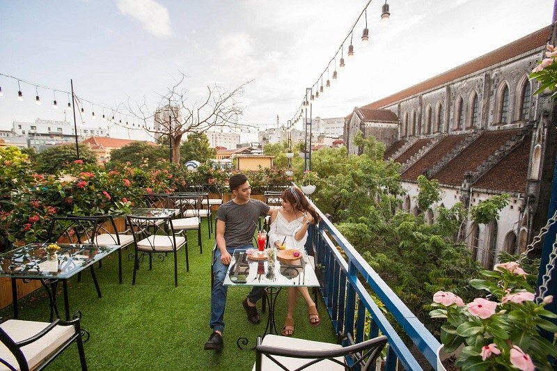 Terrace Café nổi tiếng với không gian thoáng đãng