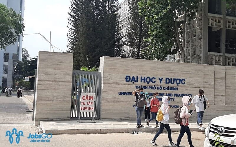 tuyển sinh đại học y dược tp hcm