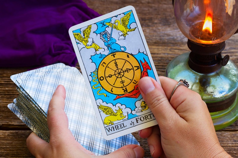 The Wheel of Fortune Tarot là gì