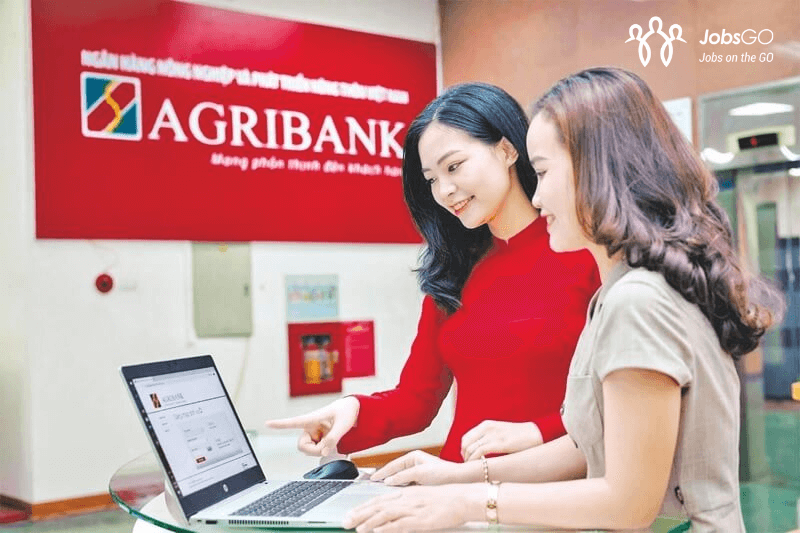 Ngân hàng Agribank làm việc lúc mấy giờ?