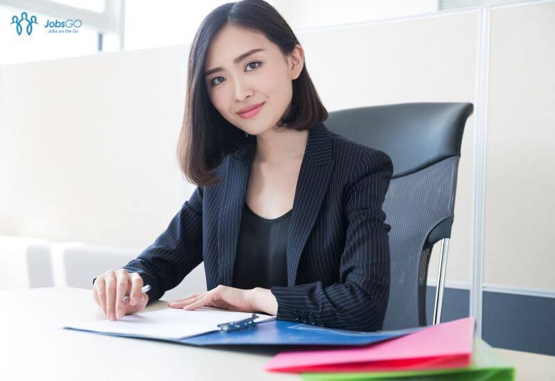 Nghĩa của từ Assistant