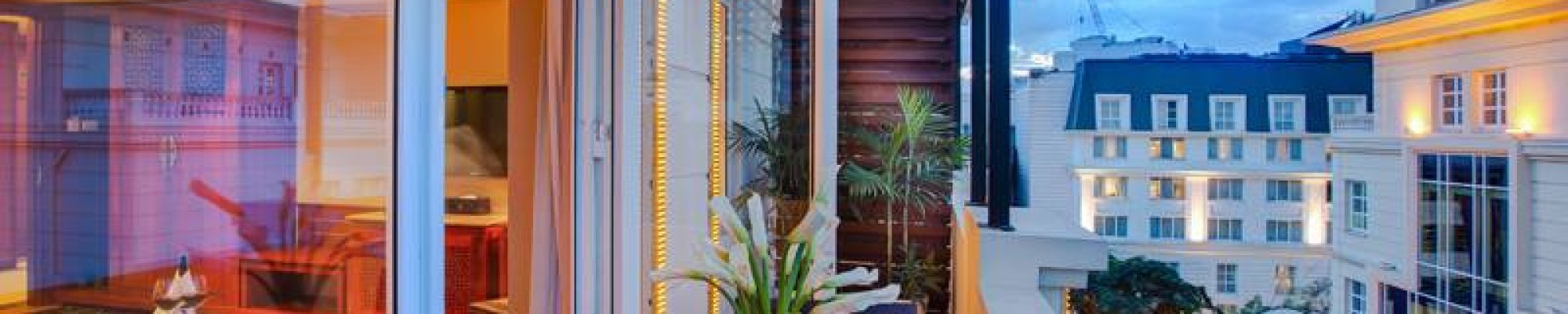 Khách Sạn Conifer
Công ty TNHH dịch vụ du lịch và thương mại Hoàng Tùng